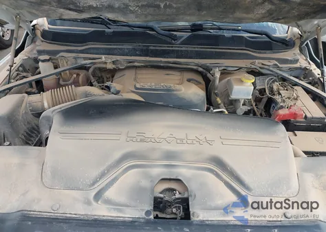 2019 Ram 2500 Tradesman 4X4 8' Box from USA, damaged, VIN 3C6UR5HJ7KG565823